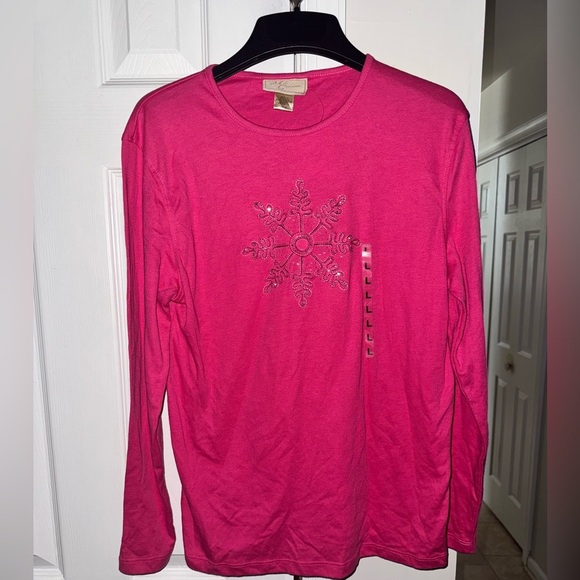 M&C Sportswear Women Long Sleeve Pink Snowflake T-Shirt Size L NWT hot pink - Picture 2 of 9